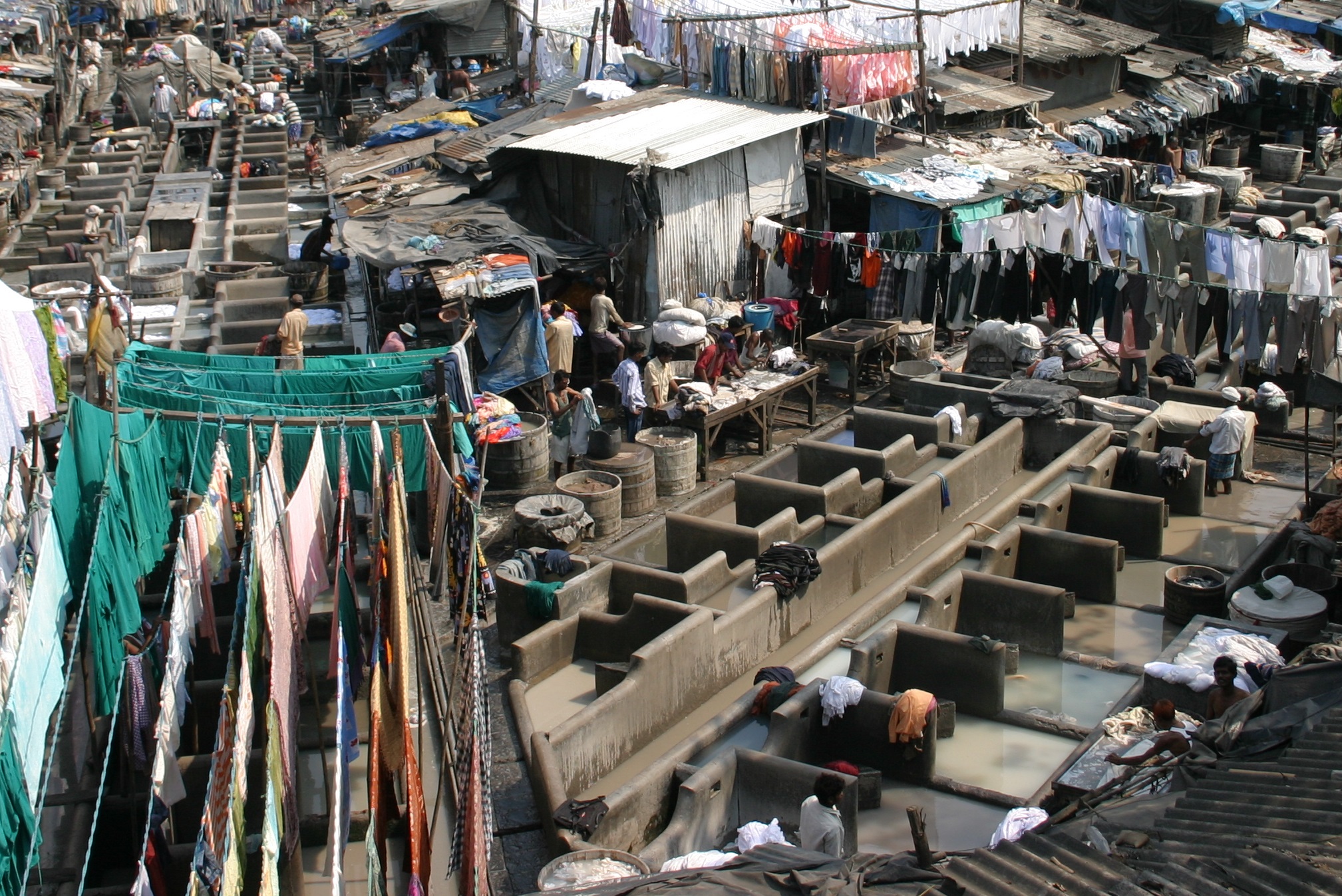 Mumbai Laundry Ghats.jpg